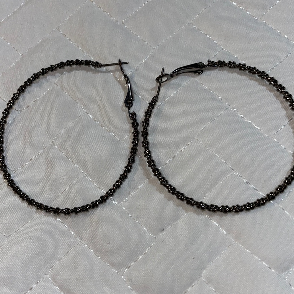 Black Hoop Earrings 11$